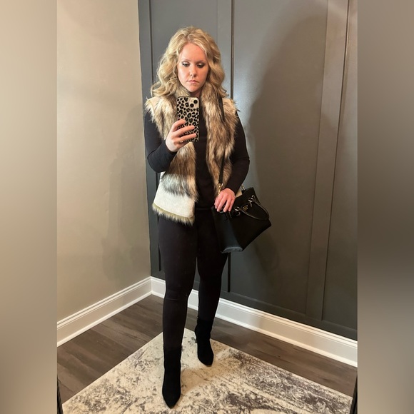 Zara Fur Vest - Picture 8 of 9